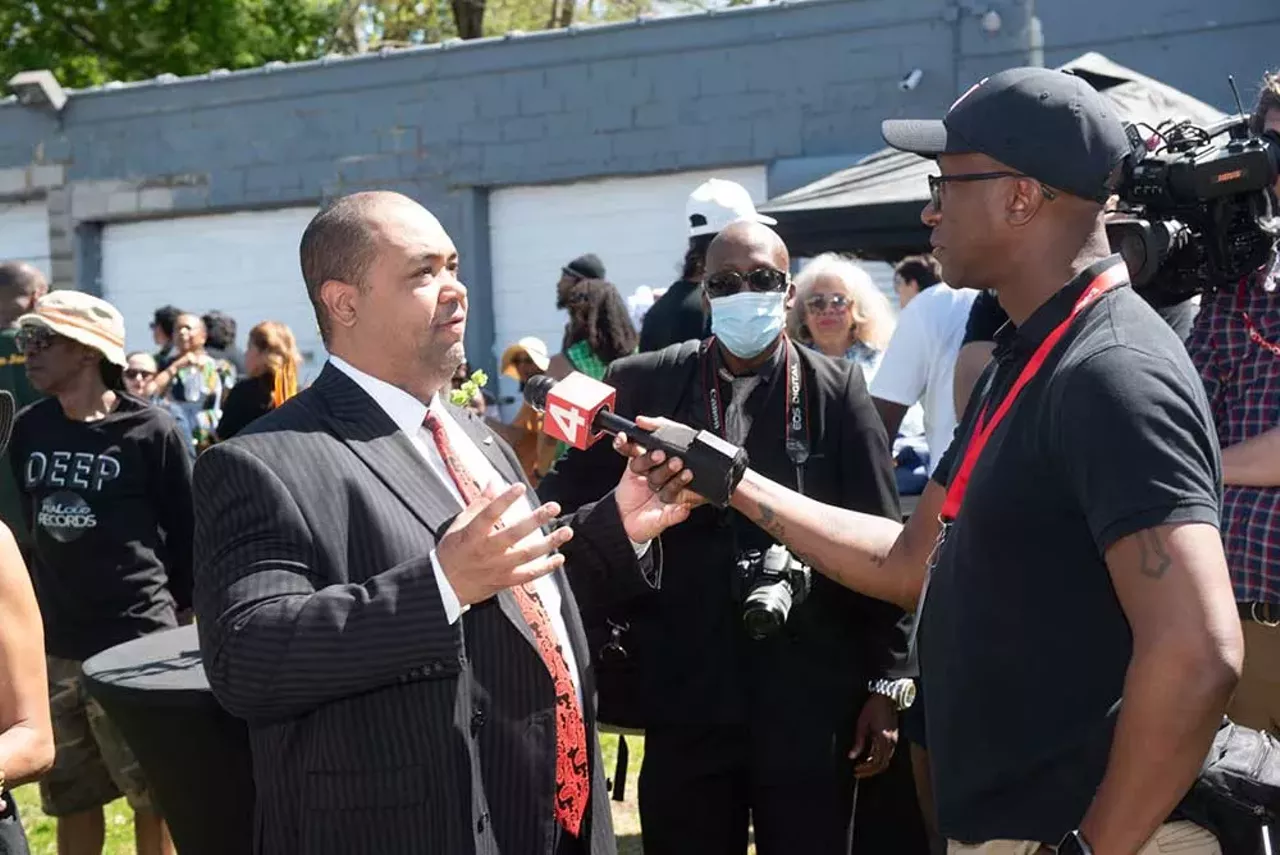 Image: City of Detroit honors Amp Fiddler by renaming Conant Gardens street